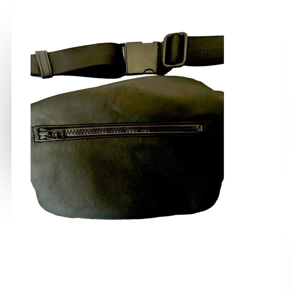 Leather belt bag - Picture 3 of 6